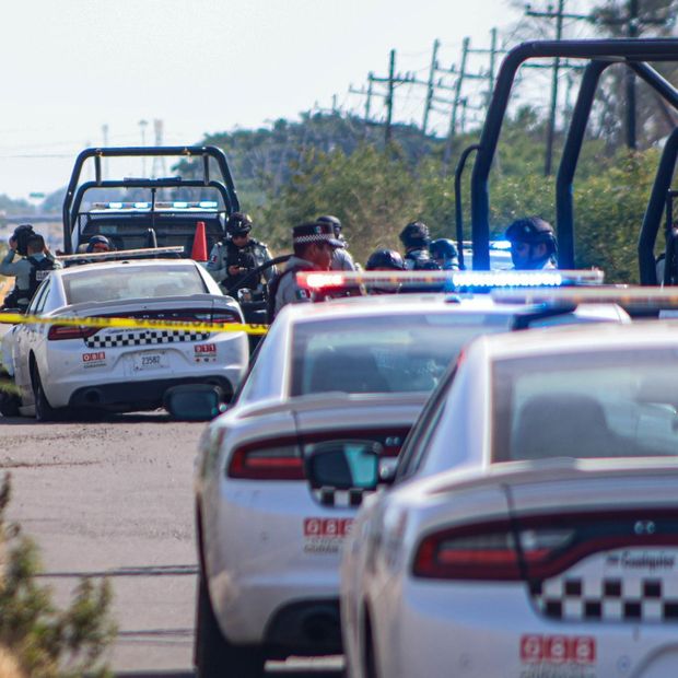 Balacera en Cuautla: Disparos Provocan Volcadura de Transporte Público; Hay Heridos